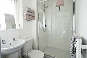 En-Suite- click for photo gallery